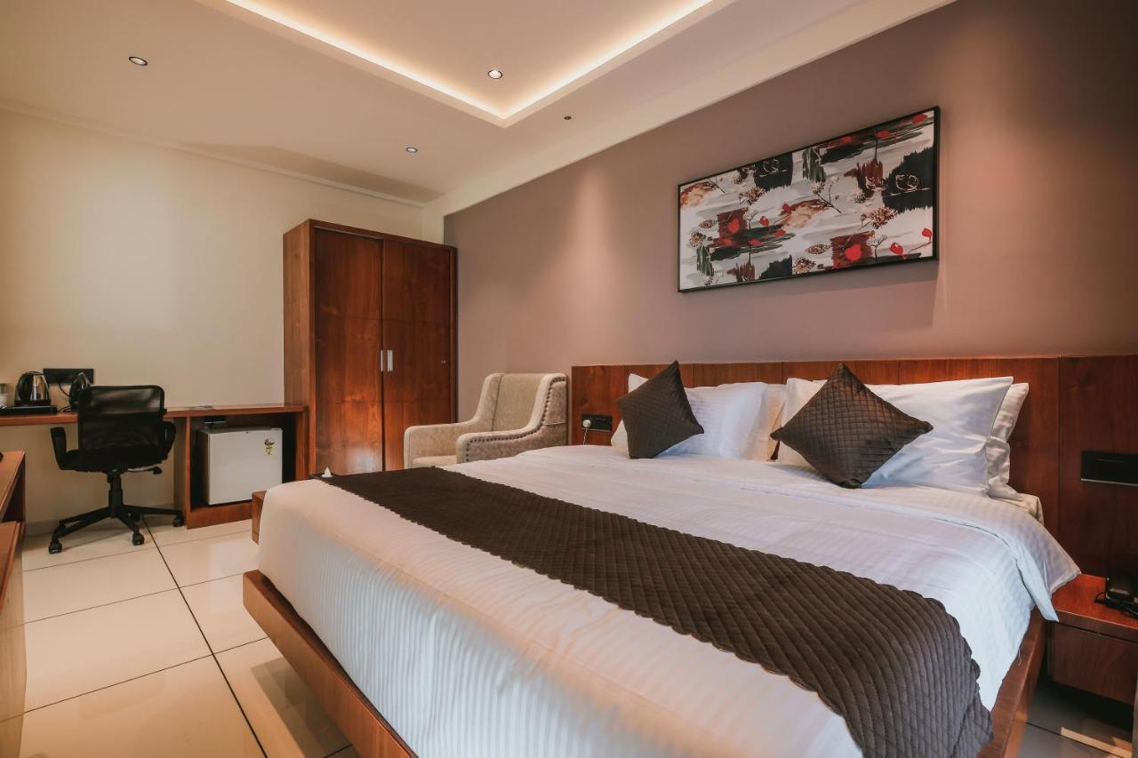 Fortview Suites Kāsaragod Екстериор снимка