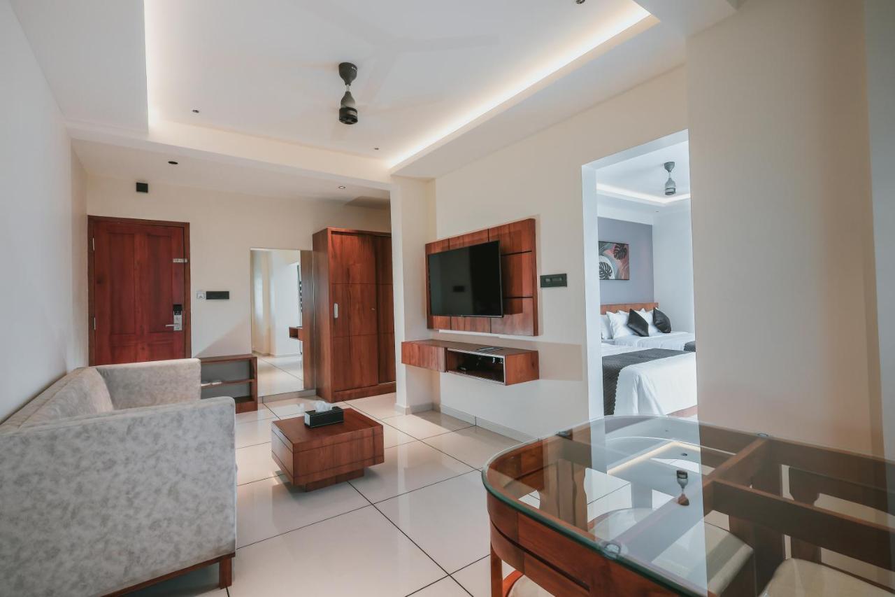 Fortview Suites Kāsaragod Екстериор снимка