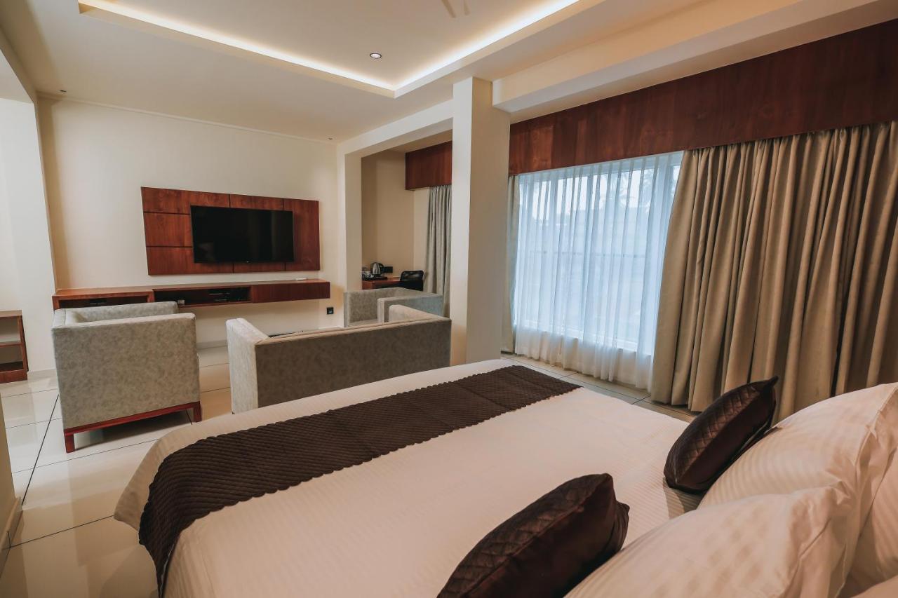 Fortview Suites Kāsaragod Екстериор снимка