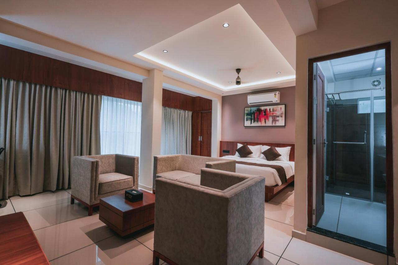 Fortview Suites Kāsaragod Екстериор снимка